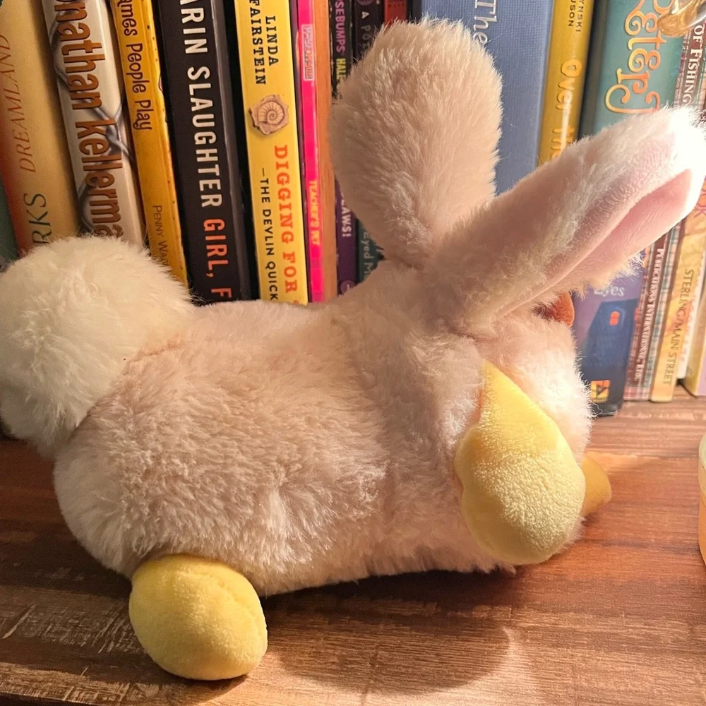 Sanrio Pompompurin as a adorable little bunny - Picture 3 of 4